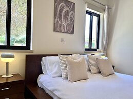 103 KOK - Stay Athena Villa