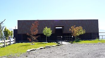 Ampe Lodge