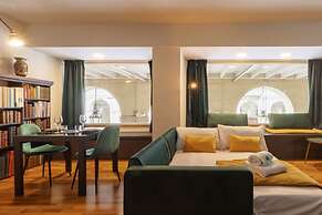 Turin Bed Books by Wonderful Italy