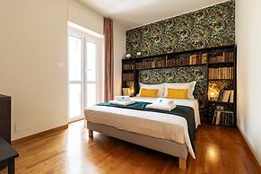 Turin Bed Books by Wonderful Italy