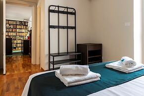 Turin Bed Books by Wonderful Italy