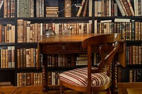 Turin Bed Books by Wonderful Italy