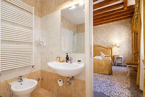Ca di Malta Room 2 by Wonderful Italy
