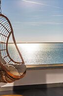 The Ultimate Jacuzzi Penthouse by PS