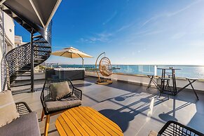 The Ultimate Jacuzzi Penthouse by PS