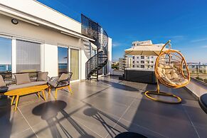The Ultimate Jacuzzi Penthouse by PS