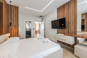 The Ultimate Jacuzzi Penthouse by PS