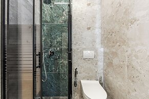 The Ultimate Jacuzzi Penthouse by PS