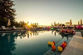EMAR - Hotel & SPA