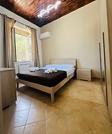 Villa 3 letti 2 docce e Giardino