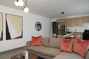 Plaza Colonial Residence By YellowKey