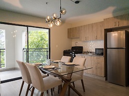 Plaza Colonial Residence By YellowKey