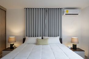 Plaza Colonial Residence By YellowKey