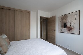 Plaza Colonial Residence By YellowKey