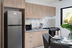 Plaza Colonial Residence By YellowKey