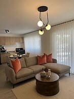 Plaza Colonial Residence By YellowKey