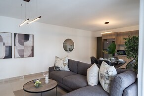 Plaza Colonial Residence By YellowKey
