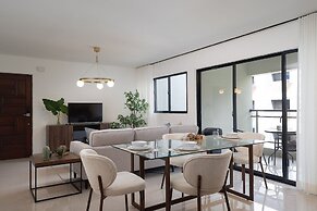 Plaza Colonial Residence By YellowKey