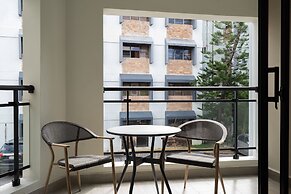 Plaza Colonial Residence By YellowKey