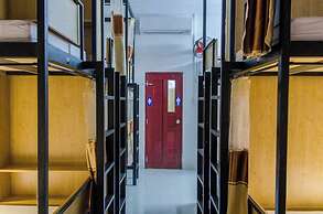 SHARE Hostel & Coffee