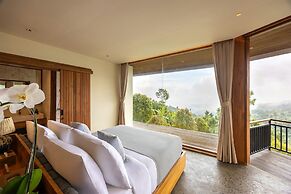 Asahan Munduk Cabin