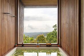 Asahan Munduk Cabin