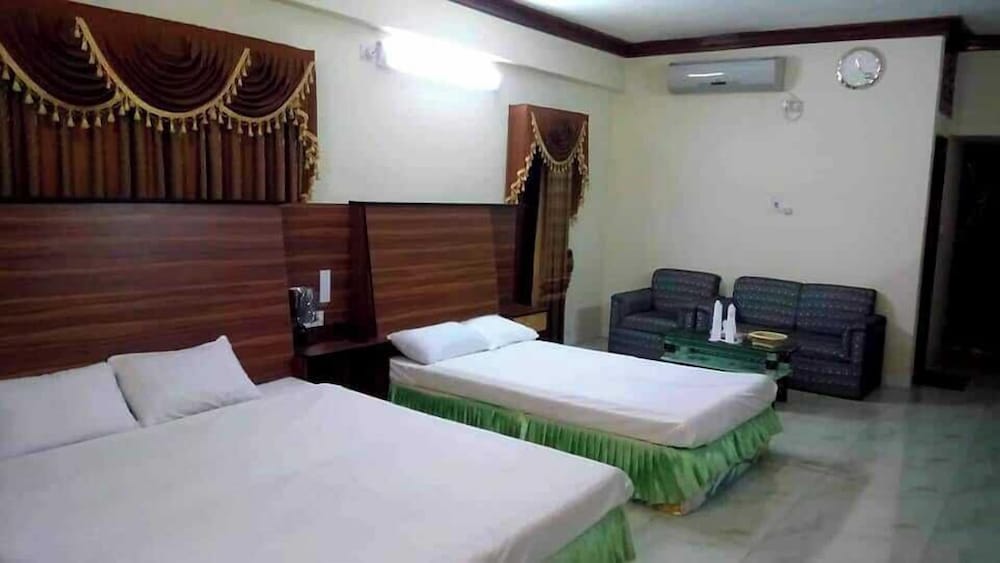 Hotel Castle Soad Bogura