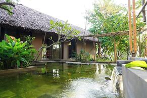 Van Long Garden Retreat