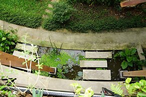 Van Long Garden Retreat