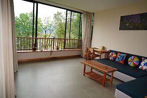 Van Long Garden Retreat
