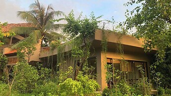 Van Long Garden Retreat