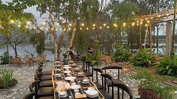 Van Long Garden Retreat