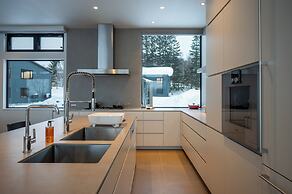 Mokuren by H2 Life