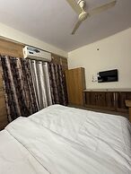 THE GRAND SERENITY HOTEL