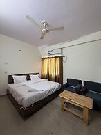 THE GRAND SERENITY HOTEL