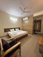 THE GRAND SERENITY HOTEL