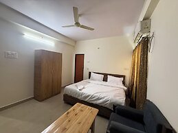 THE GRAND SERENITY HOTEL
