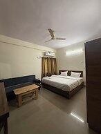 THE GRAND SERENITY HOTEL