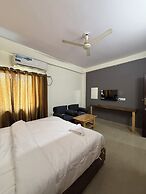 THE GRAND SERENITY HOTEL