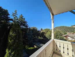 EDEN APARTMENTS