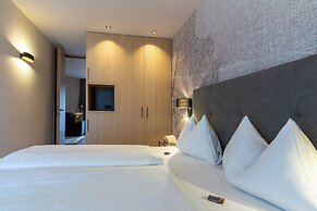 EDEN APARTMENTS