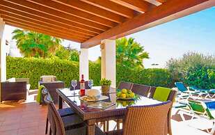 Villa Binipaco in Binibeca
