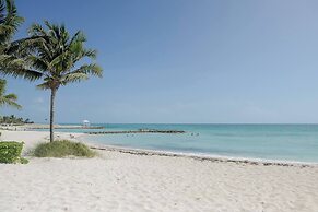 Bahamas Dream - Beach Luxury Vacation