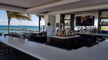 Bahamas Dream - Beach Luxury Vacation