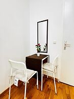 Affordable 4BR Near Stadthalle