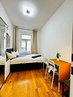 Affordable 4BR Near Stadthalle