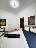 Affordable 4BR Near Stadthalle