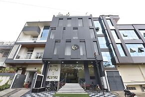 Ricch Hotels