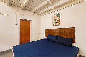 Underground Hostel By Bilwa Estate