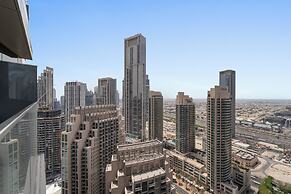 2BR Pool with Burj Khalifa View